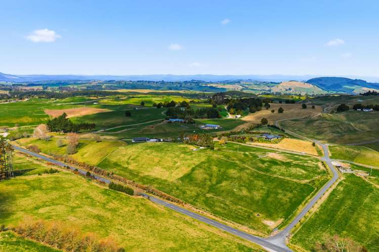 1465 Poihipi Road Oruanui_22