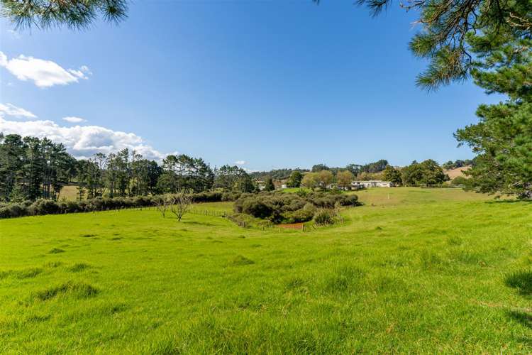 104 Awa Road Kumeu_34