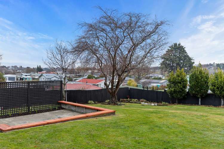 33 Gordon Terrace Gore Surrounds_13