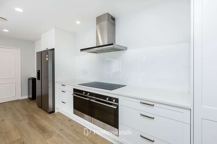 20 Barton Road Heretaunga_14