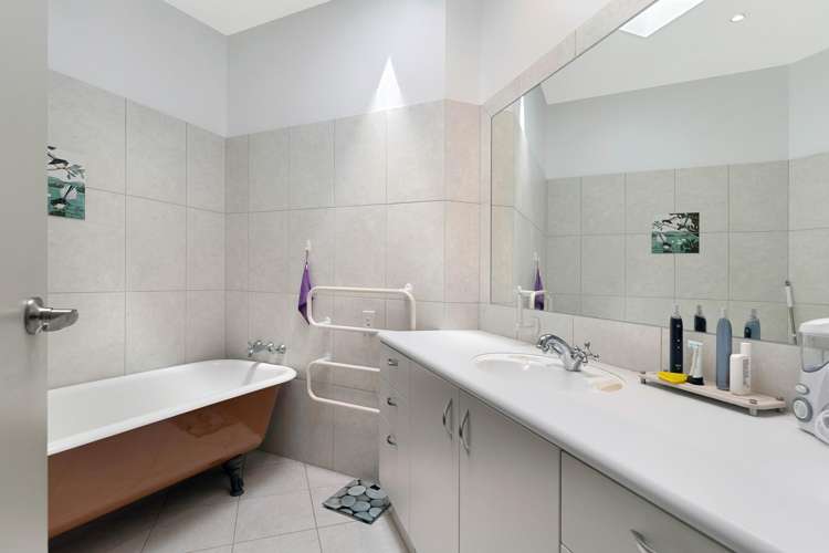 493 Whitford Road Whitford_10