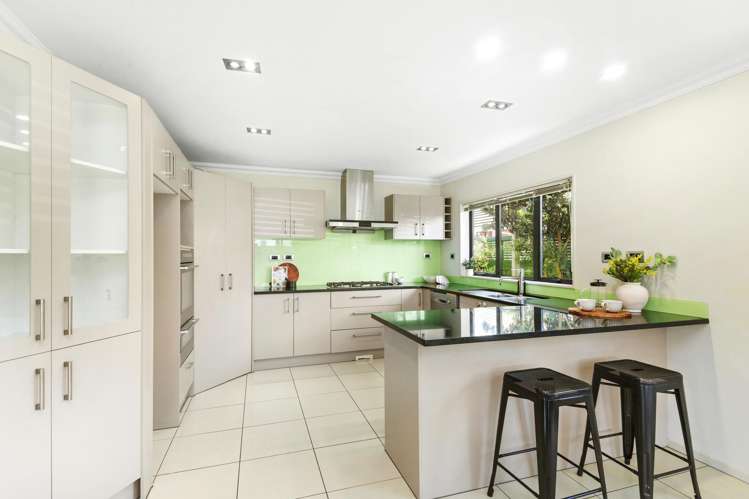 11A Wai-iti Crescent Woburn_8