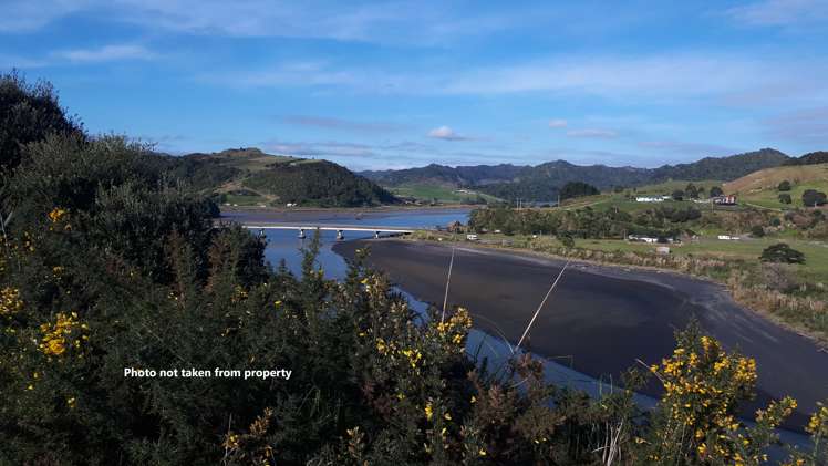 63 North Street Mokau_17