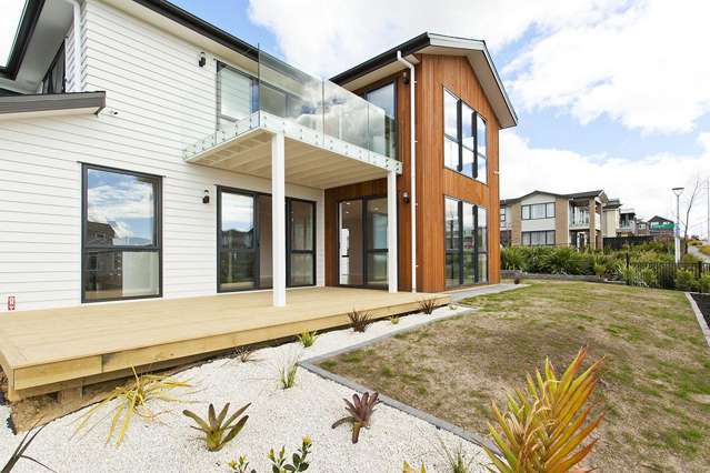 6 Greenlink Rise Long Bay_1
