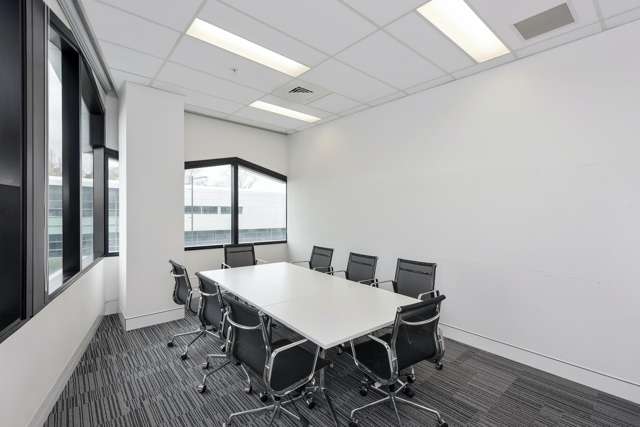 Part Lvl 1/60 Highbrook Drive East Tamaki_2