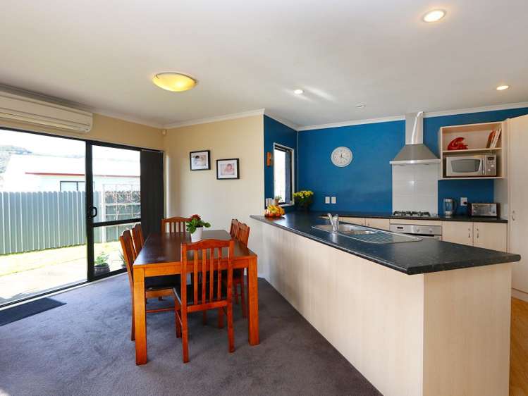 19 Woodland Grove Wainuiomata_6