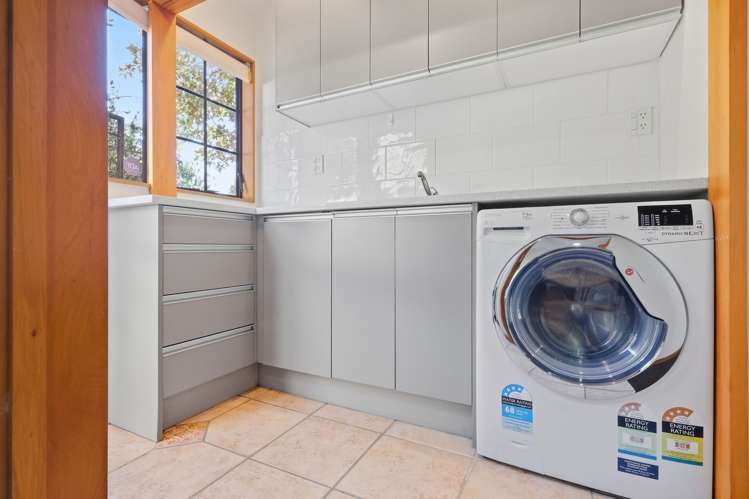3 Martin Crescent Northcote_14