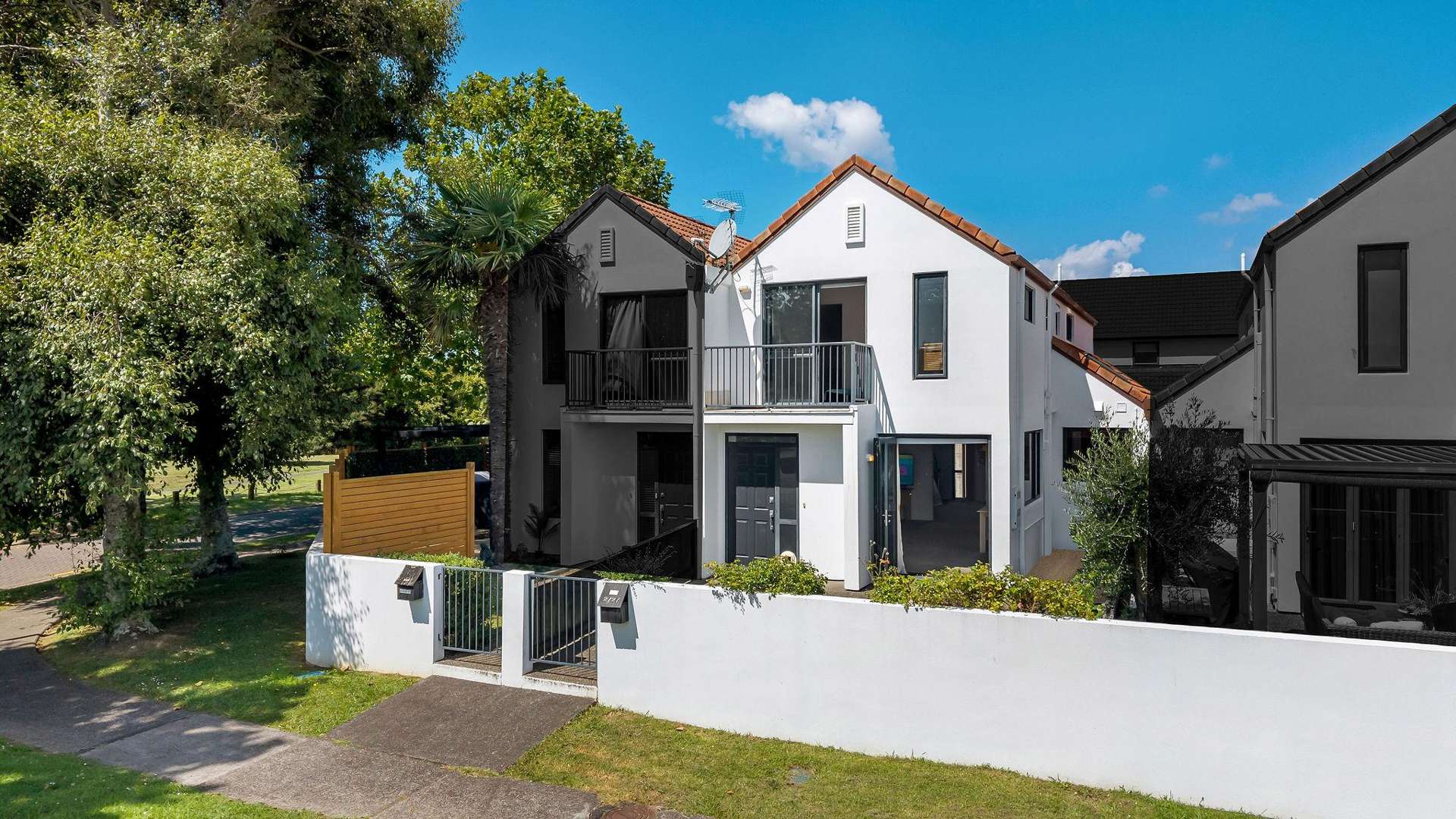 2/27 Kellaway Drive East Tamaki_0