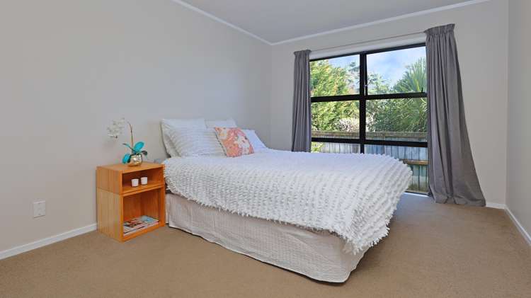 2/103 Sturges Road Henderson_6