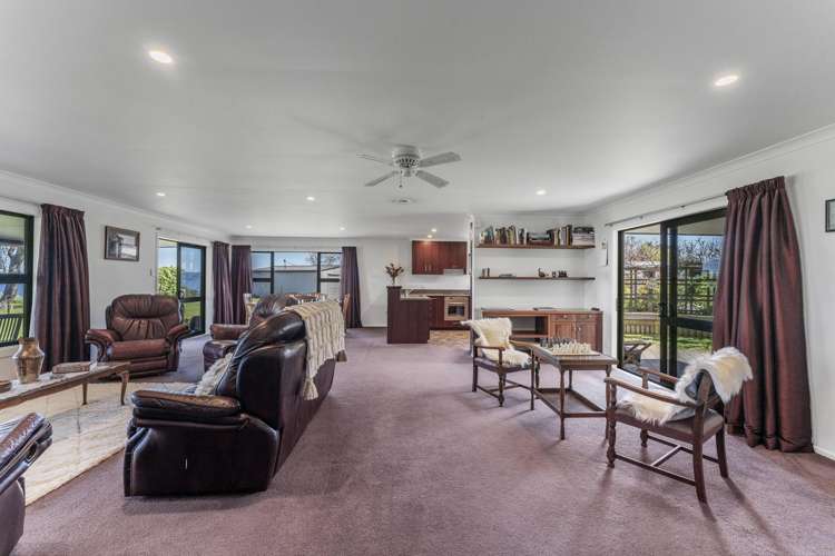 144 State Highway 1 Waitahanui_10