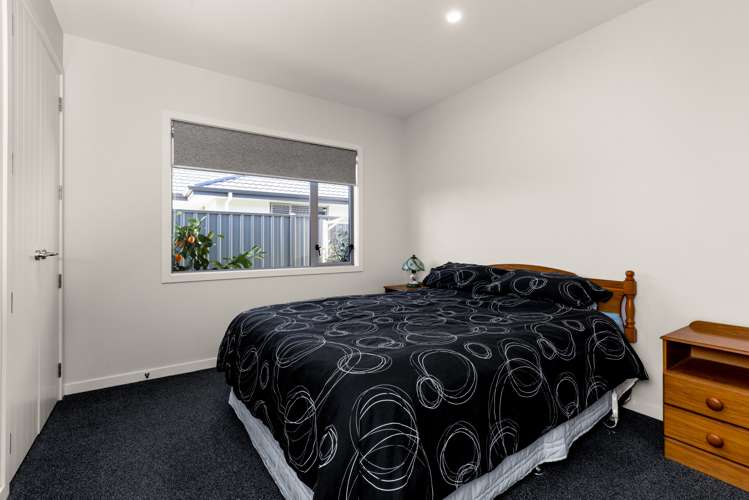 12 Wanaka Place Poraiti_16