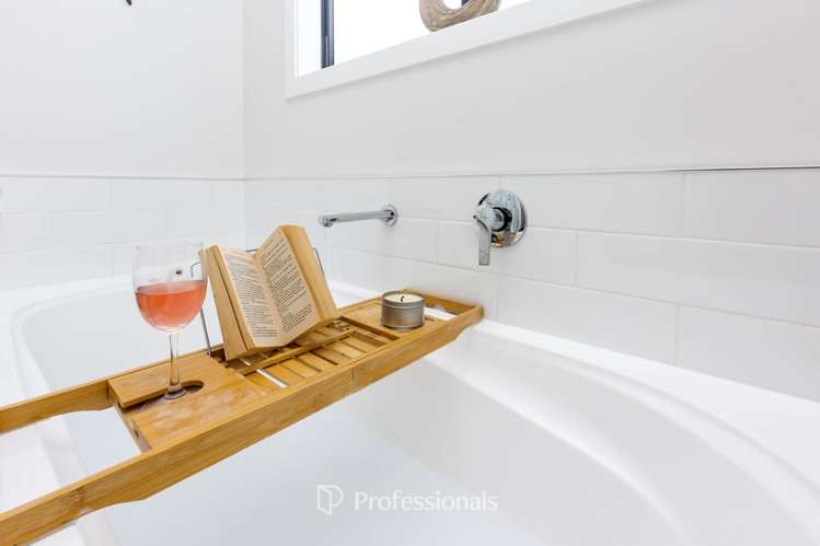 34 Filmer Crescent Wallaceville_11