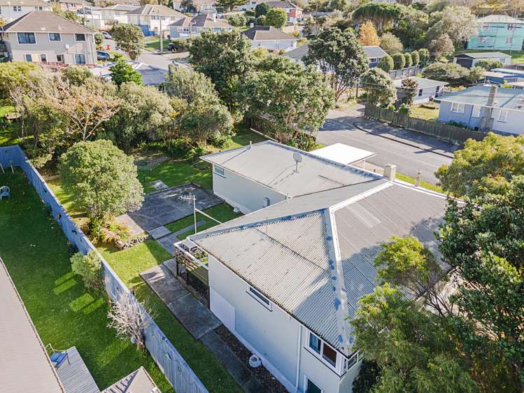 45 Victory Crescent Tawa_24