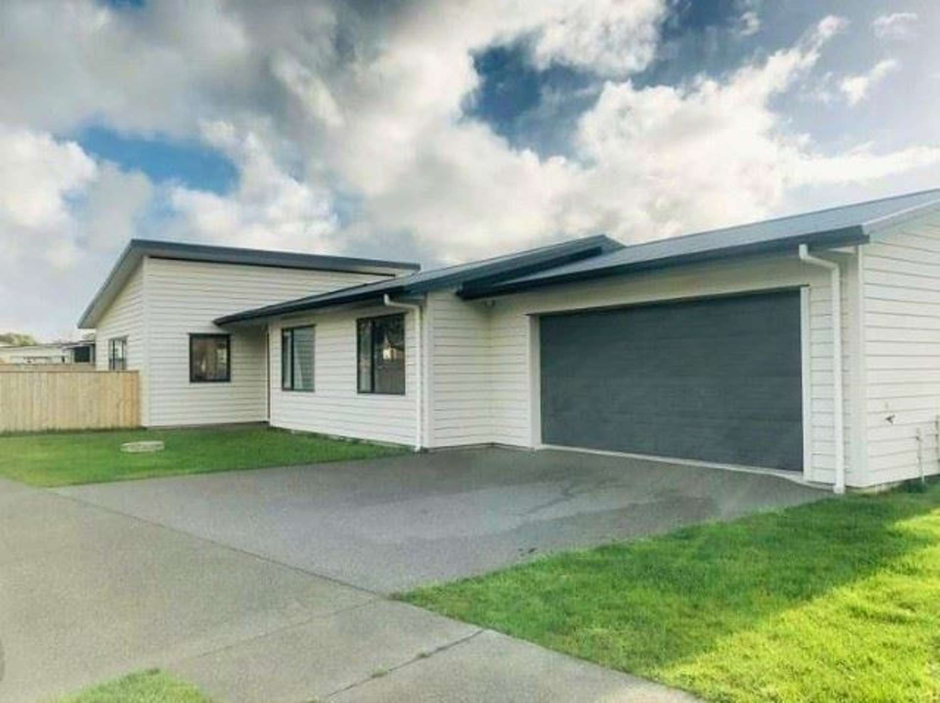 1 Teiaroa Street Waikanae_0