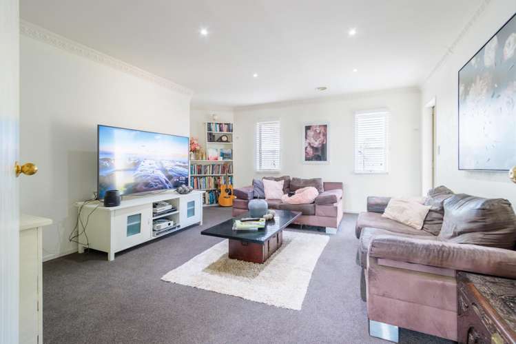 16 Palliser Drive Huntington_9