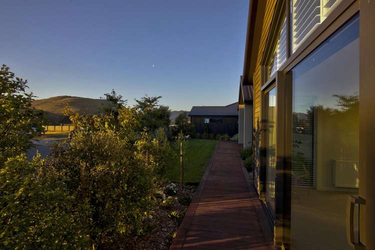 66 Spur Ridge Rise Jacks Point_24