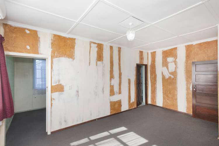 8 De Lautour Road Kaiti_7