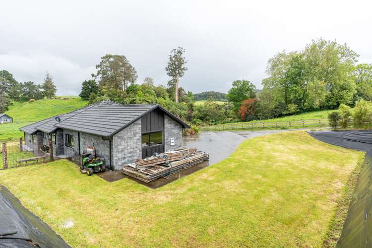 15 Tari Road Pukeatua_7