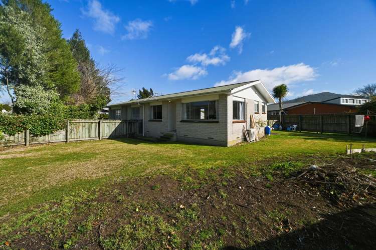 23 Clyde Street Utuhina_10
