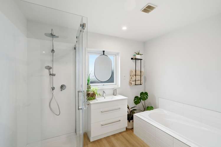 5B Madeley Road Mount Pleasant_15