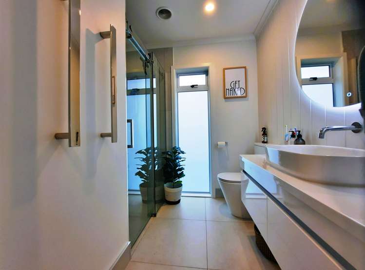 402 Murdoch Road West Raureka_10