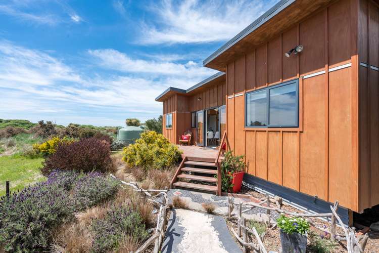 29 Connor Place Taieri Mouth_5