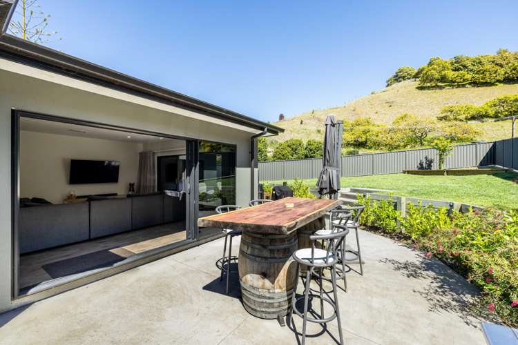 69 Oak Road Poraiti_13