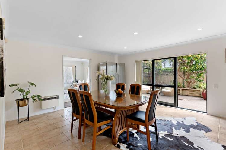 37 Panapa Drive St Johns Park_7