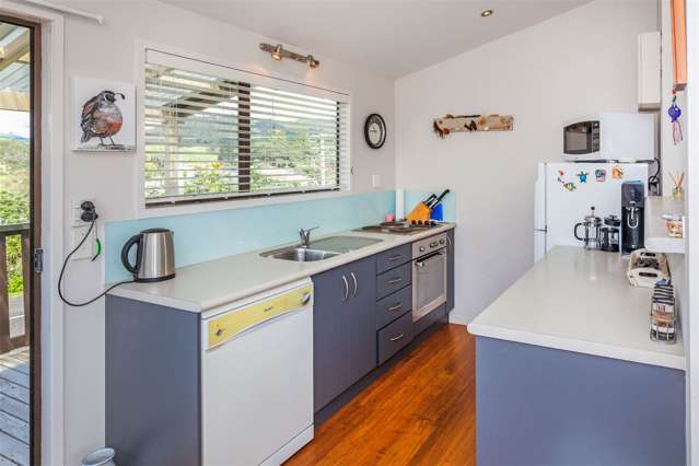 98 Ocean Beach Road Tairua_4