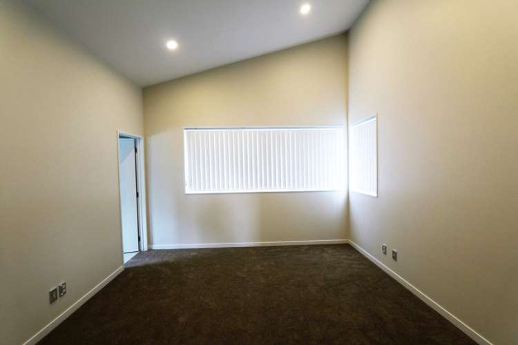 2180b Great North Road Avondale_8