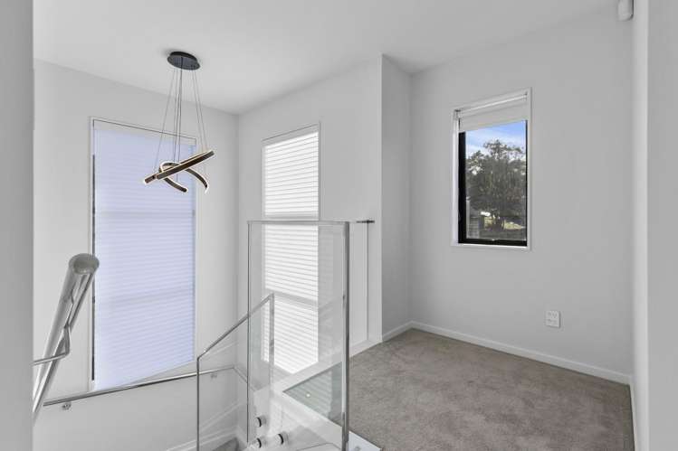  1/40 John Downs Drive Browns Bay_7