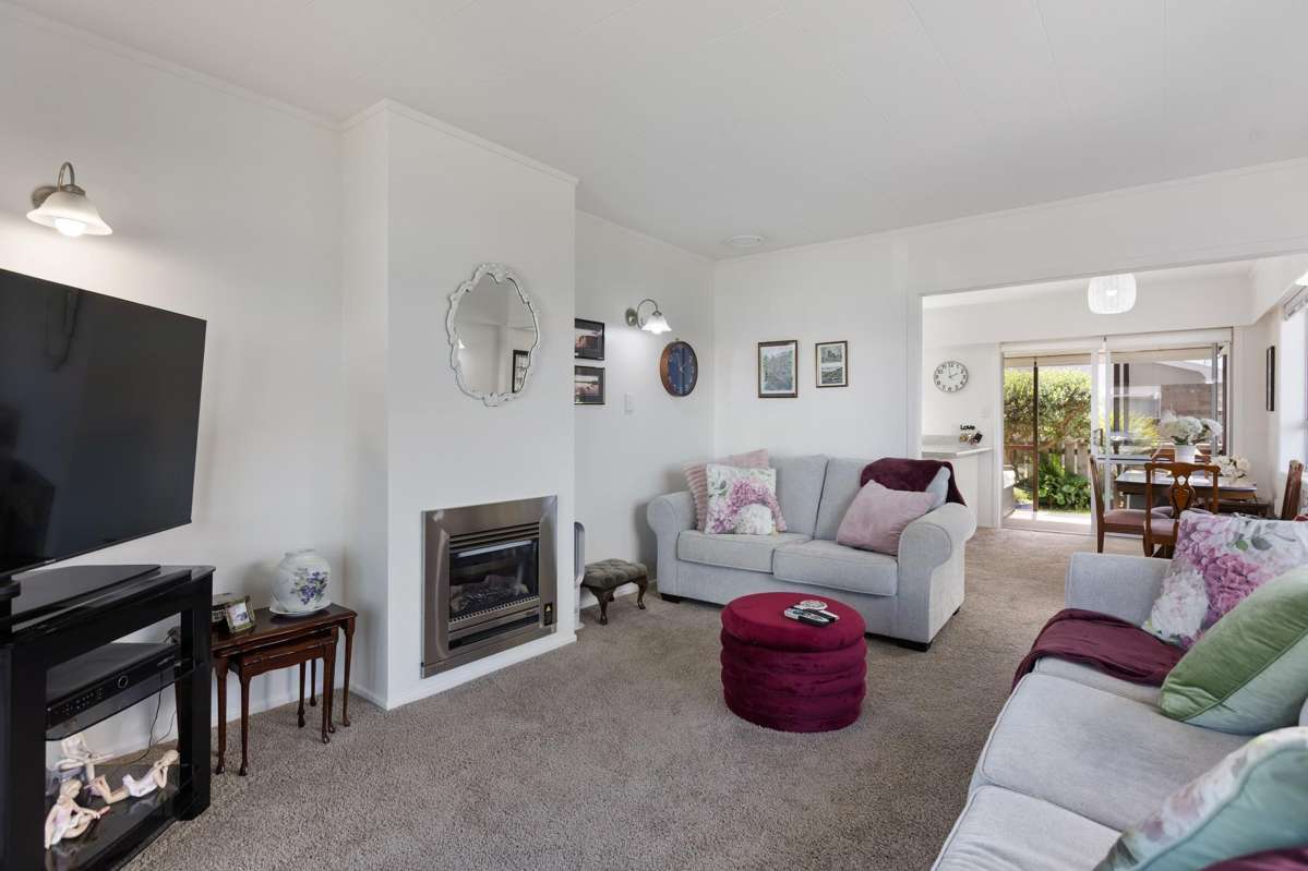 1/6 Webster Street, Westown 5