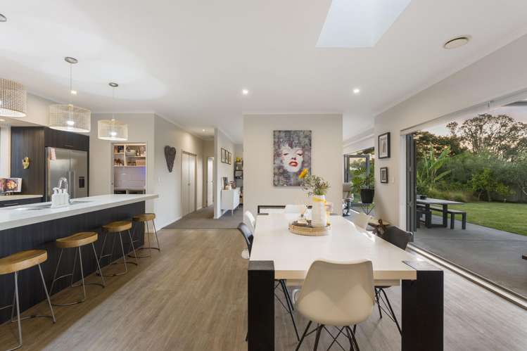 1154A East Coast Road Redvale_10