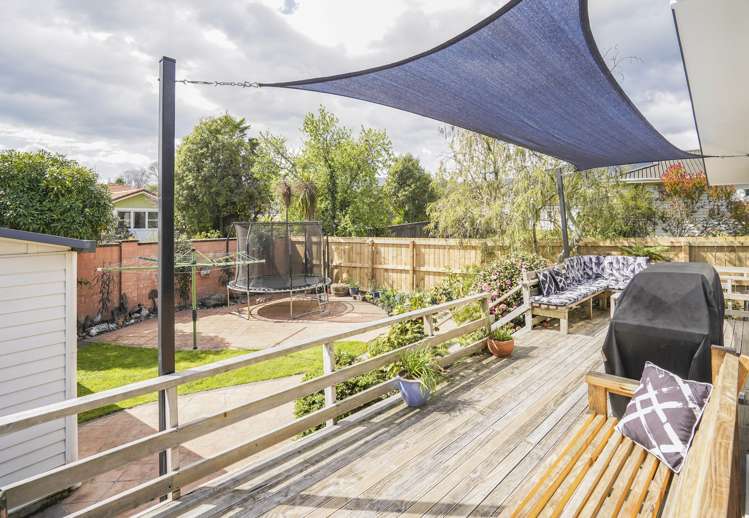 16 Leicester Street Stoke_13