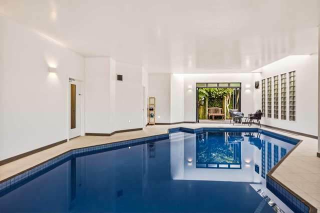 9a Scarboro Terrace Murrays Bay_1