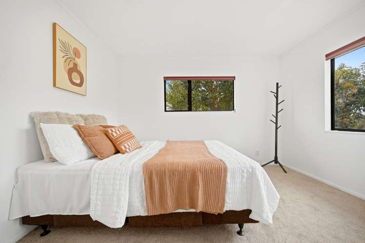 2/57 Howe Street Howick_15
