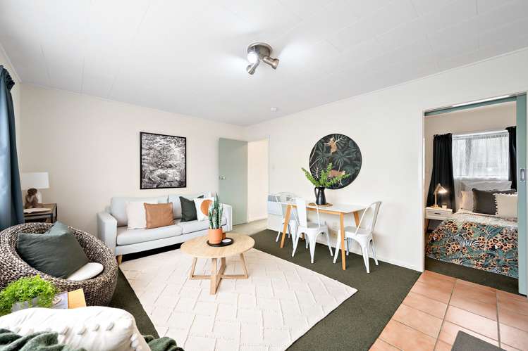 2/52 Russell Terrace Berhampore_6
