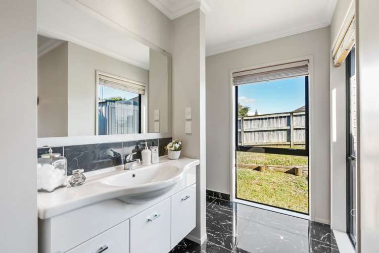 43 Lough Bourne Drive Pukekohe_37