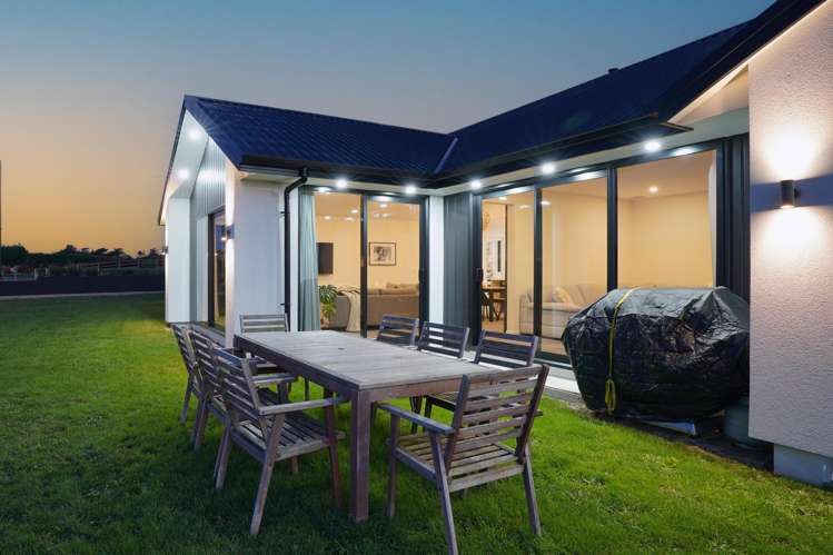 6 Chatham Rise Seaward Bush_56