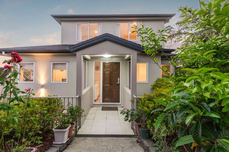 21 Hendry Avenue Hillsborough_23