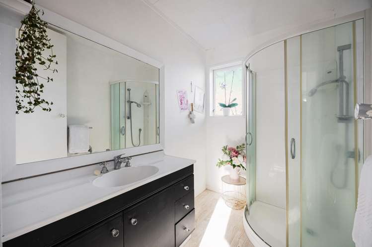 33 Brigitte View Snells Beach_17