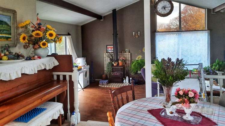 74 Okahukura Road Tapora_17