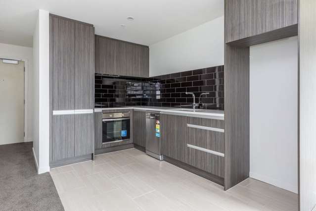 102/7 Scotia Place Auckland Central_4