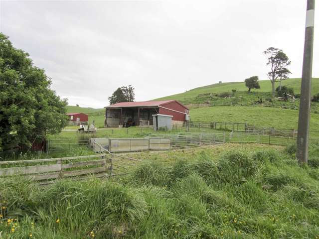 Part Of/348 Happy Valley Road Tuatapere_4