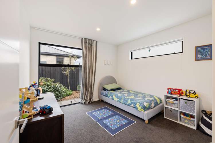 3 James Caird Lane Wigram_13