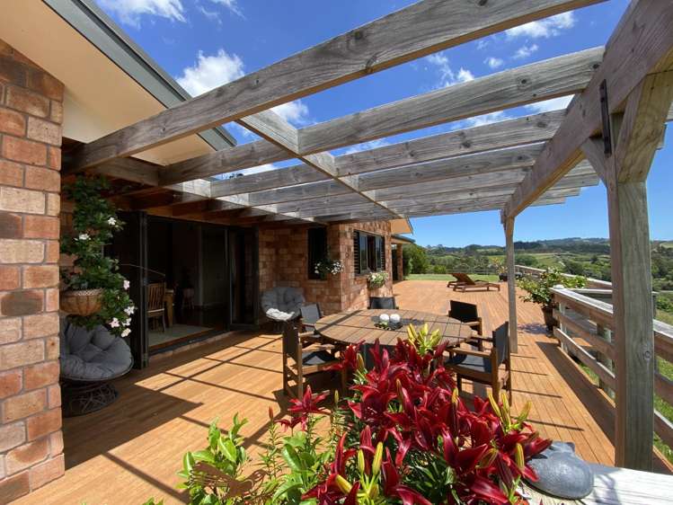 1489 Weranui Road Wainui_33