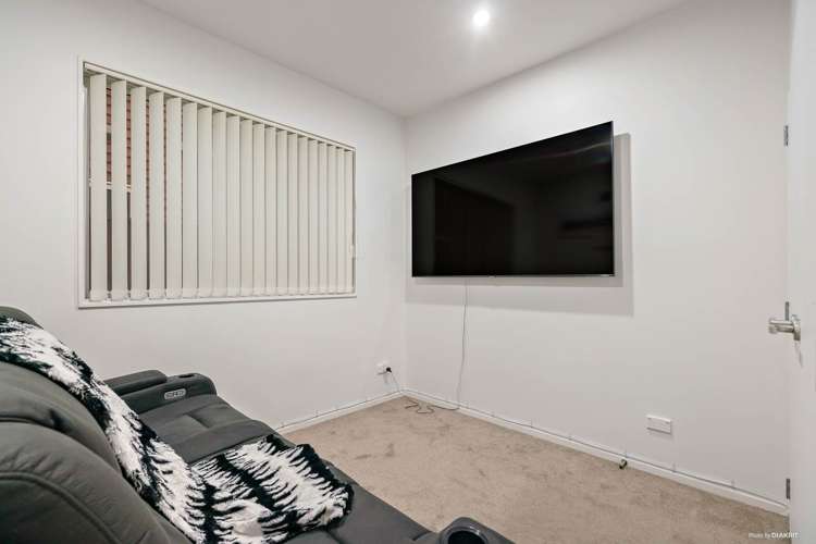 32 Rosewell Crescent Flat Bush_13