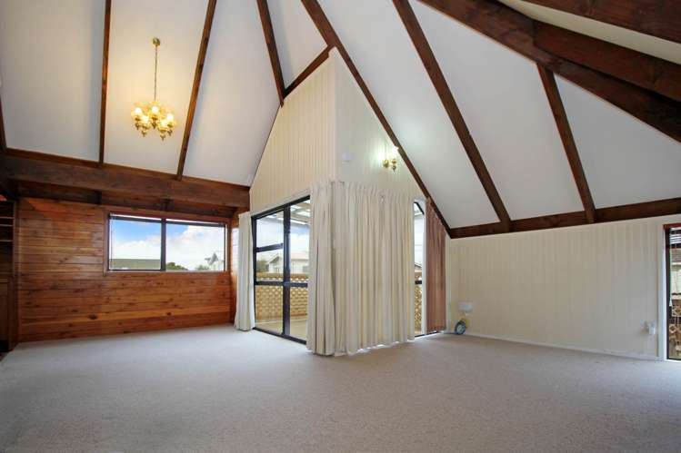 2/20 Lomond Street Takapuna_2