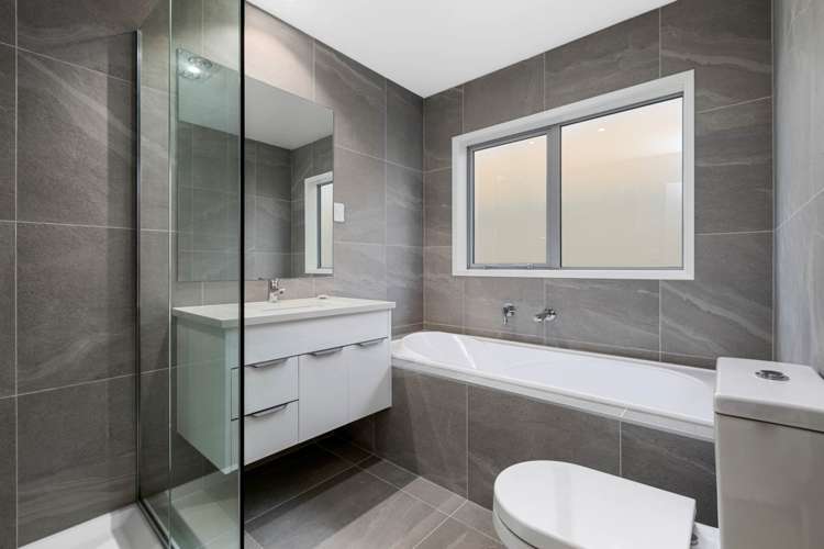 4 Davey Crescent Orewa_16