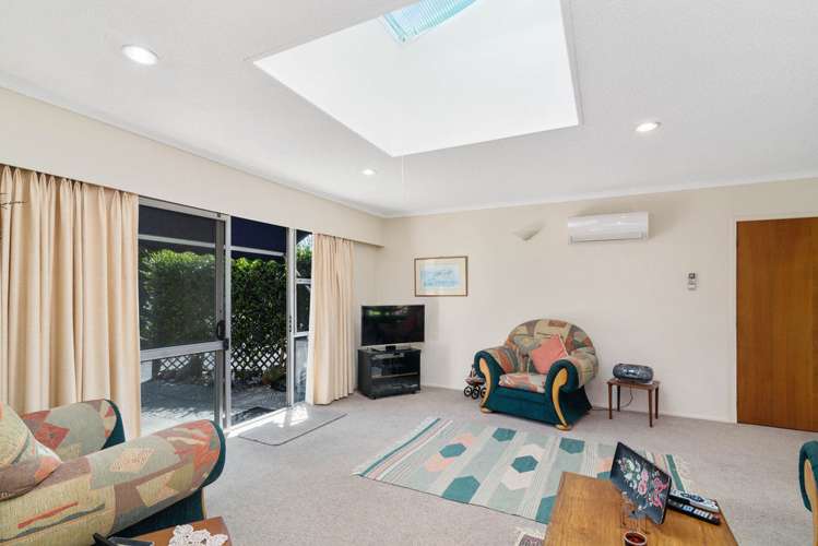 2b Kowhai Street Glenholme_7